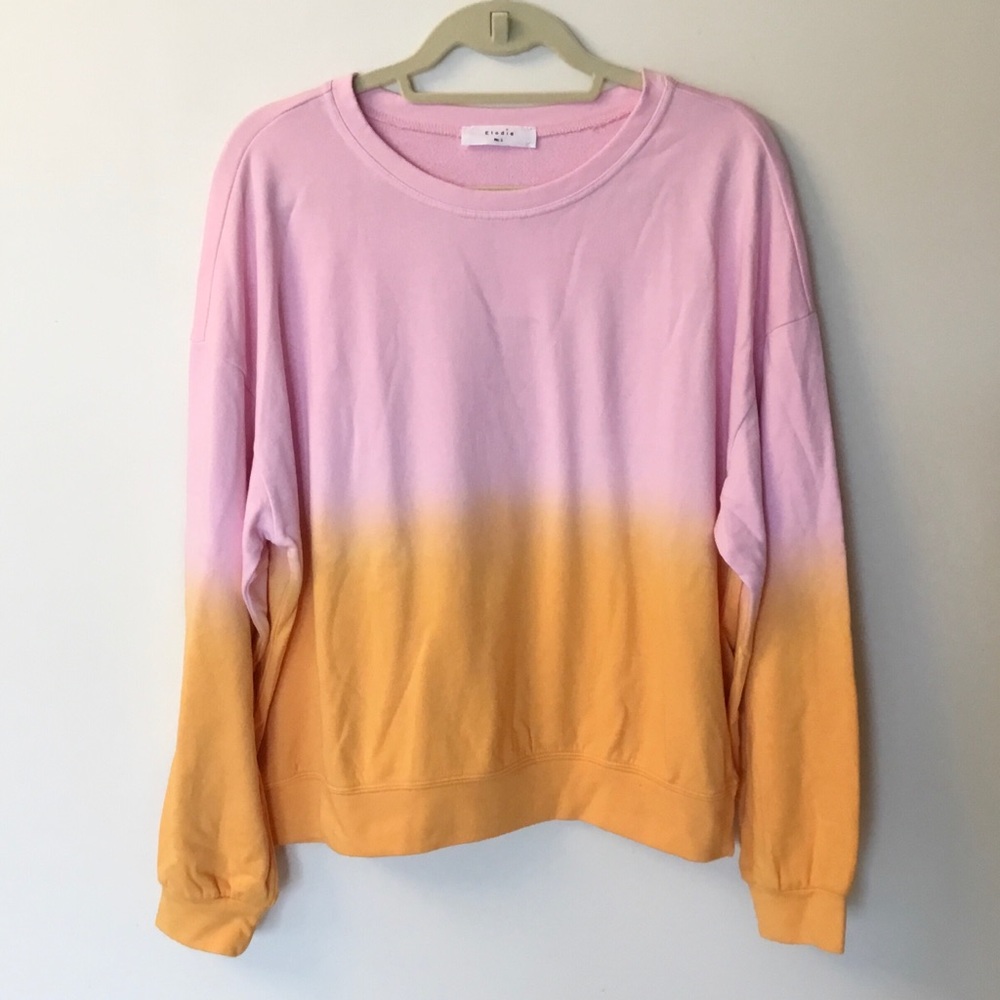 NWT Elodie Pink & Orange Ombré Pullover - L